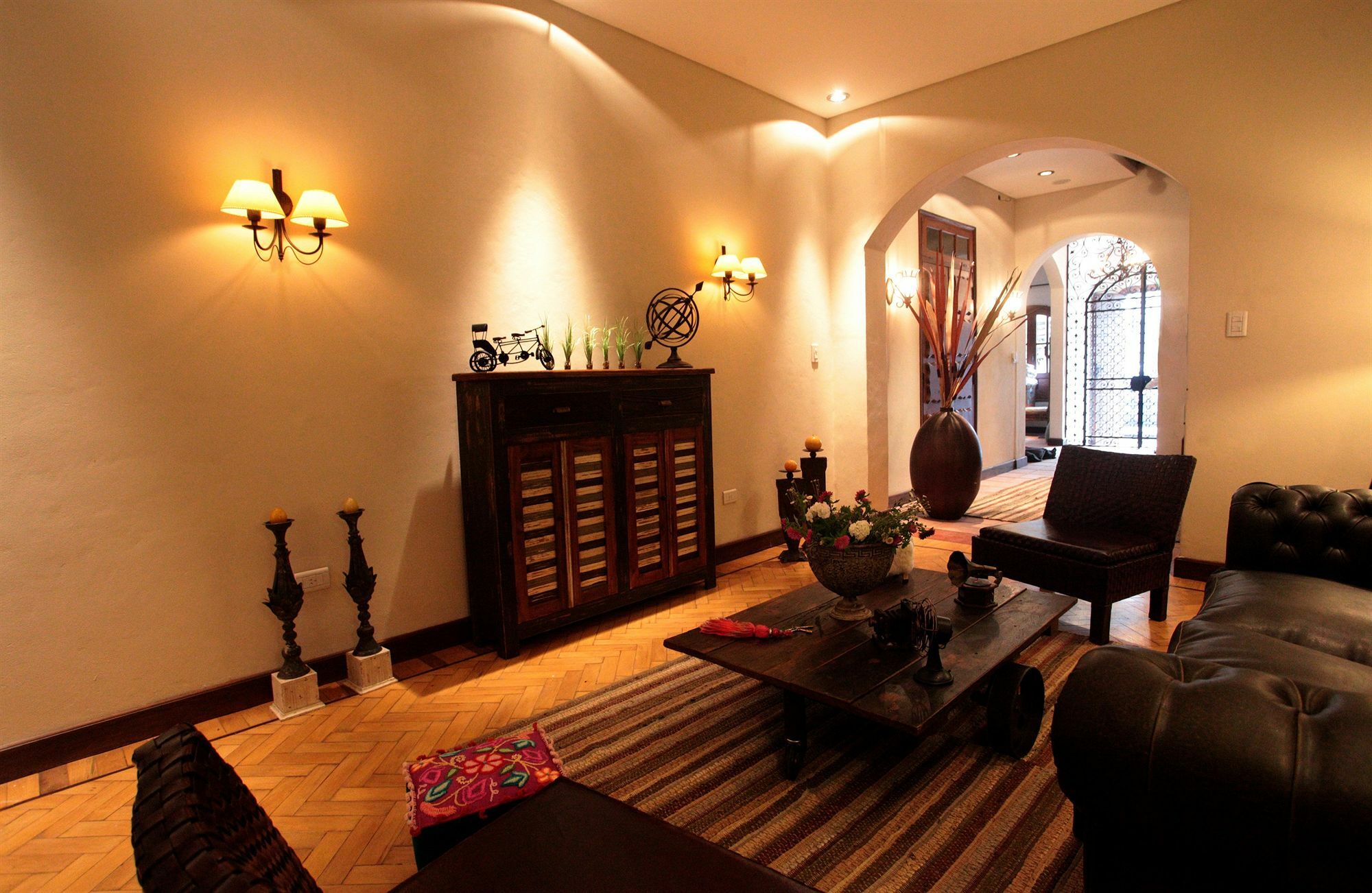 Hotel Boutique Balcon De La Plaza Salta Kültér fotó